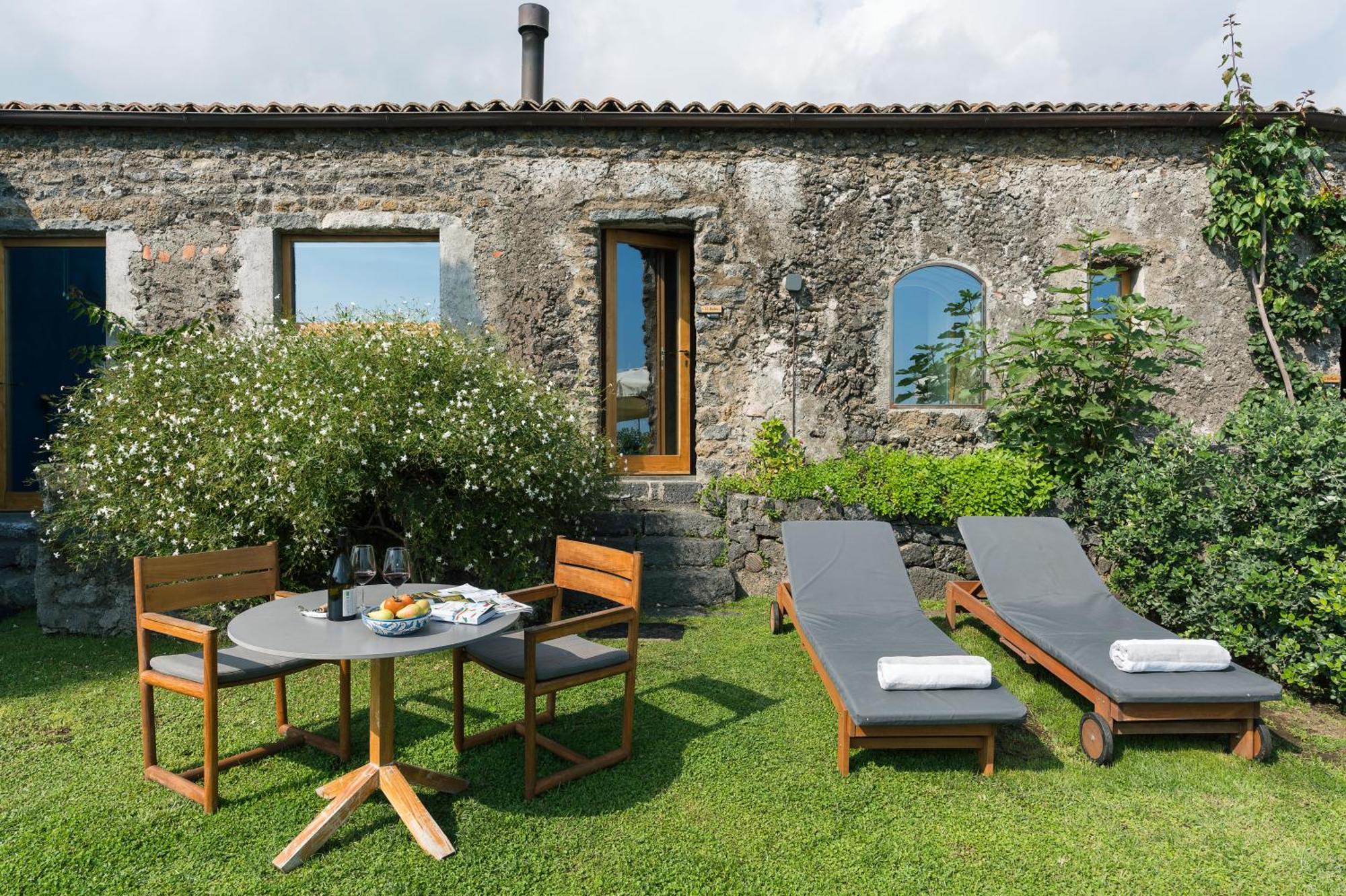 Monaci Delle Terre Nere Hotell Zafferana Etnea Eksteriør bilde